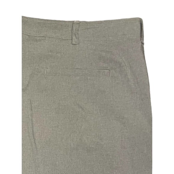 Ben Hogan NWT Size 46 Performance Shorts Golf UPF 50 Moisture Wicking Tan - Picture 8 of 9